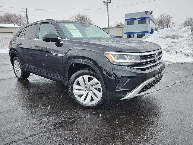 2022 Volkswagen Atlas Cross Sport 2.0T SE Technology