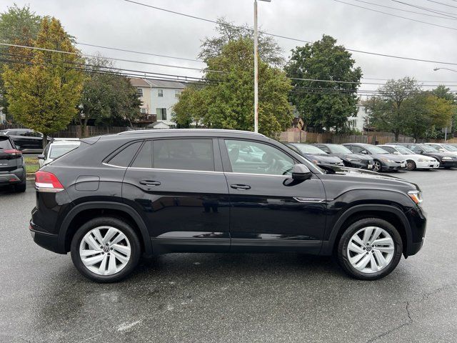 2022 Volkswagen Atlas Cross Sport 2.0T SE Technology