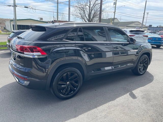 2022 Volkswagen Atlas Cross Sport 2.0T SE Technology