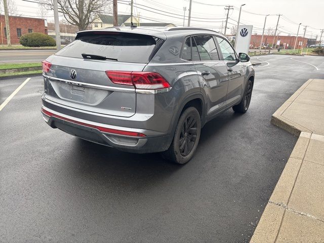 2022 Volkswagen Atlas Cross Sport 2.0T SE Technology