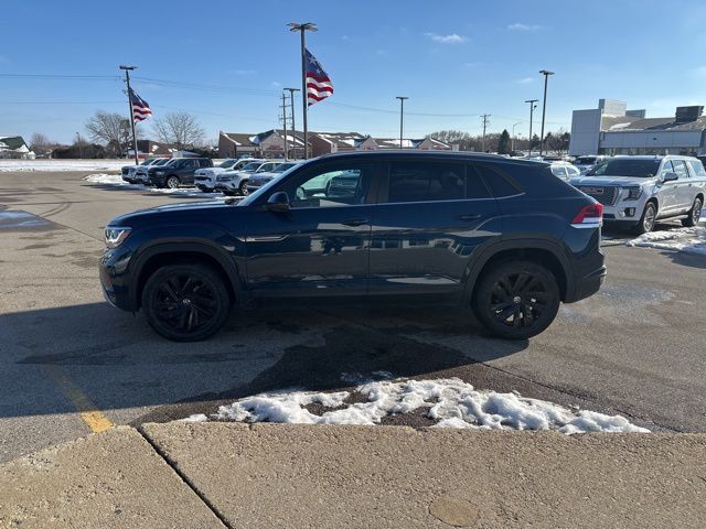 2022 Volkswagen Atlas Cross Sport 2.0T SE Technology