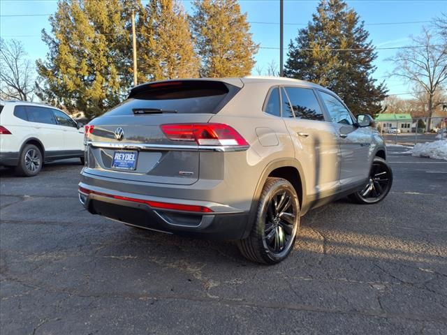 2022 Volkswagen Atlas Cross Sport 2.0T SE Technology