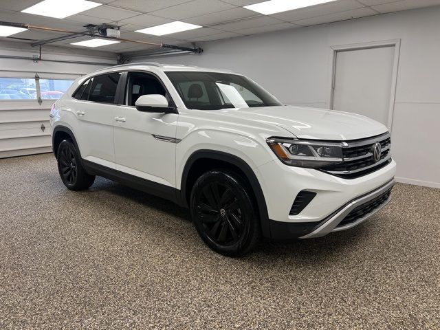 2022 Volkswagen Atlas Cross Sport 2.0T SE Technology