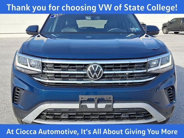 2022 Volkswagen Atlas Cross Sport 2.0T SE Technology