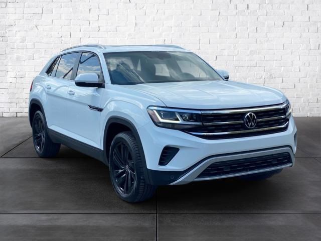 2022 Volkswagen Atlas Cross Sport 2.0T SE Technology