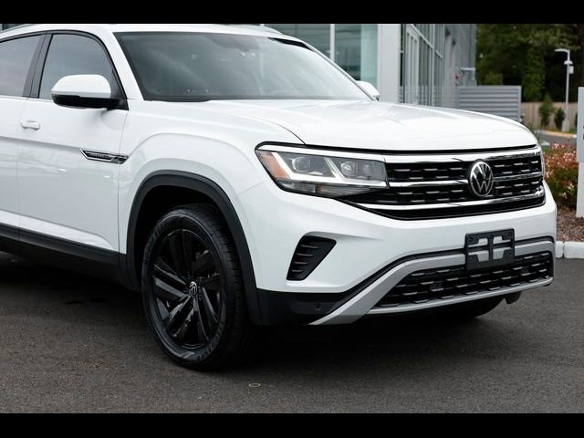 2022 Volkswagen Atlas Cross Sport 2.0T SE Technology