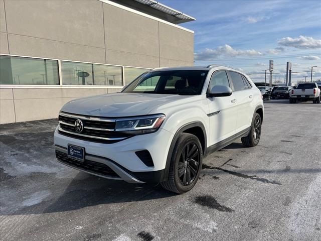 2022 Volkswagen Atlas Cross Sport 2.0T SE Technology