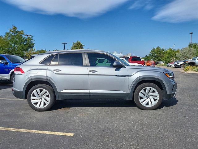 2022 Volkswagen Atlas Cross Sport 2.0T SE Technology