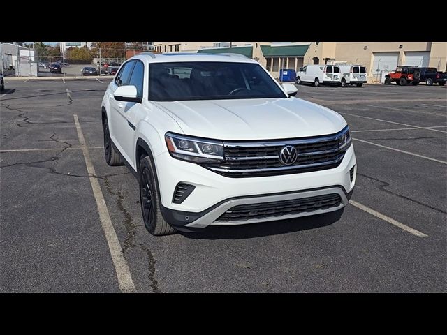 2022 Volkswagen Atlas Cross Sport 2.0T SE Technology