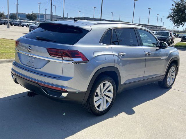 2022 Volkswagen Atlas Cross Sport 2.0T SE Technology