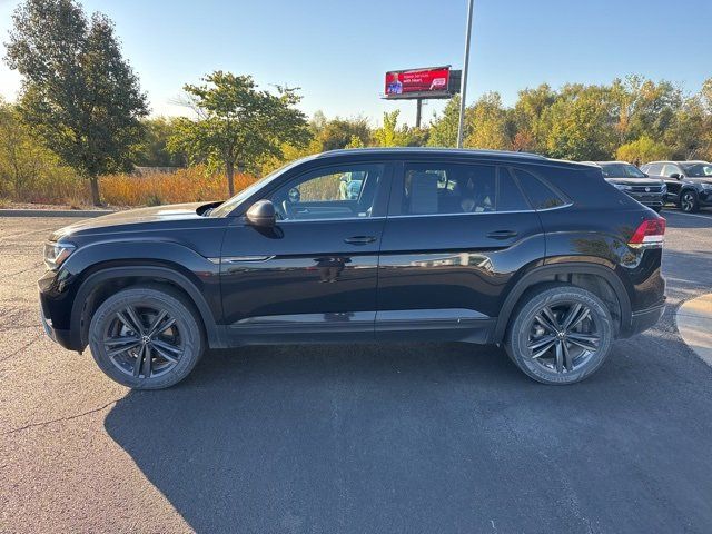 2022 Volkswagen Atlas Cross Sport 2.0T SE Technology