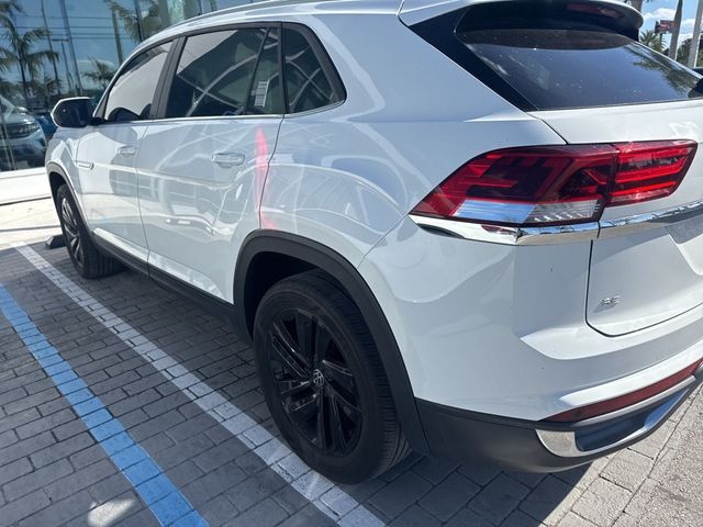 2022 Volkswagen Atlas Cross Sport 2.0T SE Technology