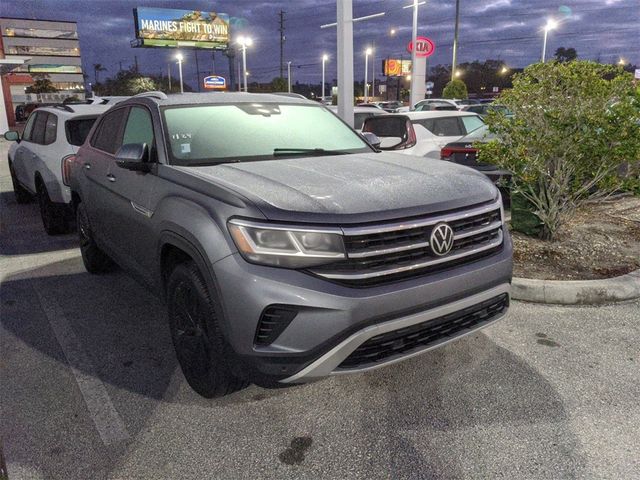 2022 Volkswagen Atlas Cross Sport 2.0T SE Technology