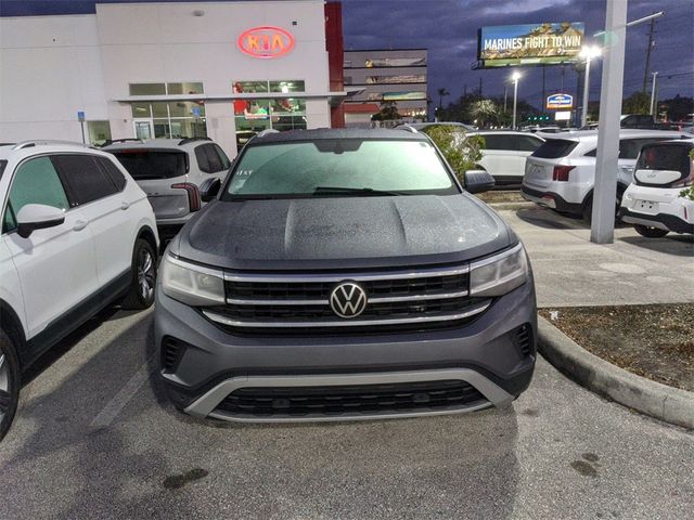 2022 Volkswagen Atlas Cross Sport 2.0T SE Technology