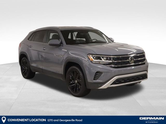 2022 Volkswagen Atlas Cross Sport 2.0T SE Technology