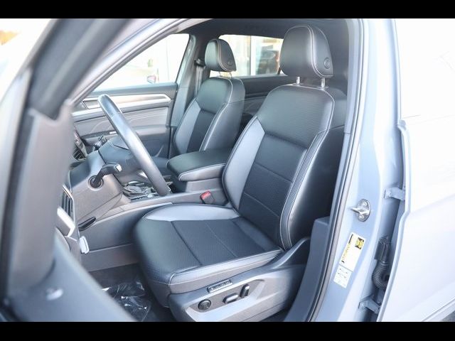 2022 Volkswagen Atlas Cross Sport 3.6L V6 SEL R-Line