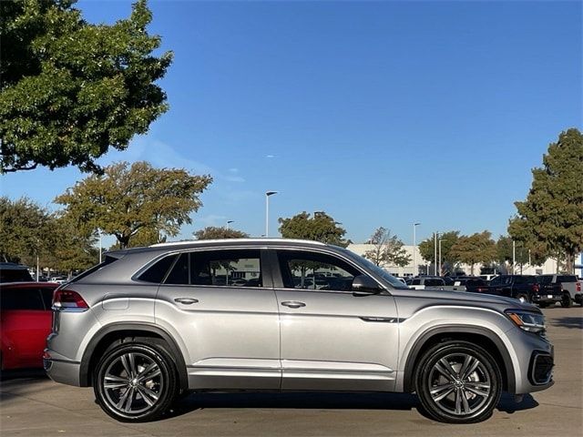 2022 Volkswagen Atlas Cross Sport 3.6L V6 SEL R-Line