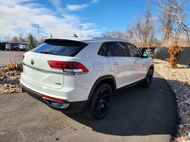 2022 Volkswagen Atlas Cross Sport 2.0T SE Technology