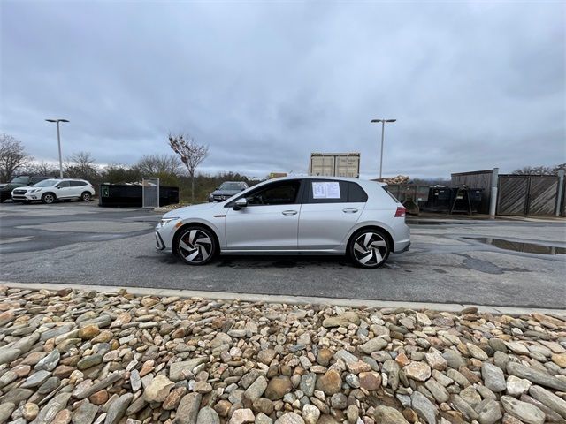 2022 Volkswagen Golf GTI SE