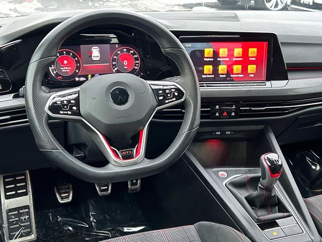 2022 Volkswagen Golf GTI SE