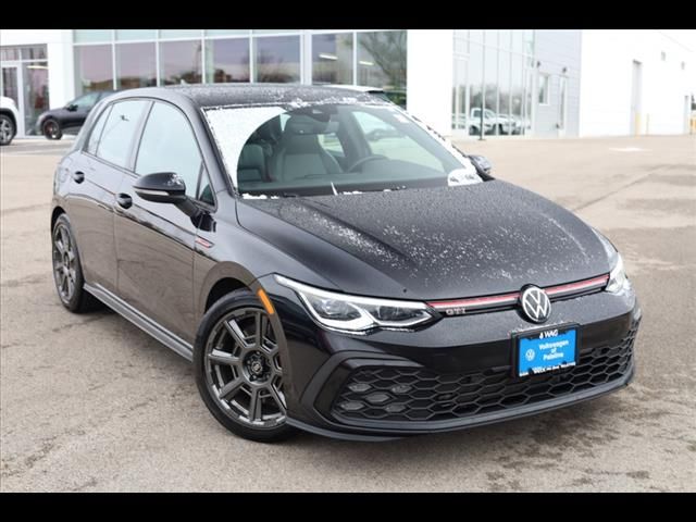 2022 Volkswagen Golf GTI SE