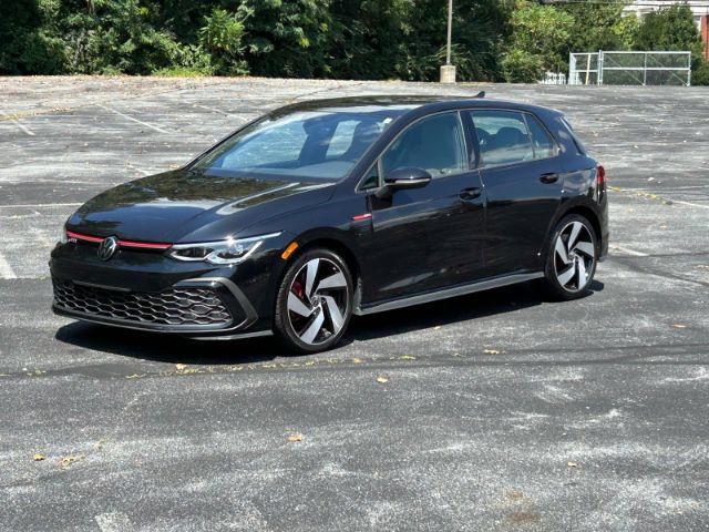 2022 Volkswagen Golf GTI SE