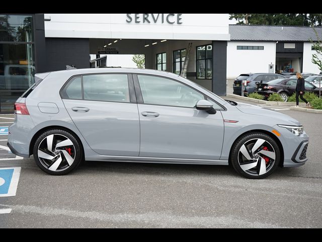 2022 Volkswagen Golf GTI SE