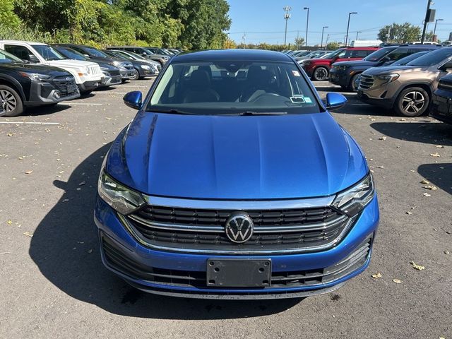 2022 Volkswagen Jetta SE