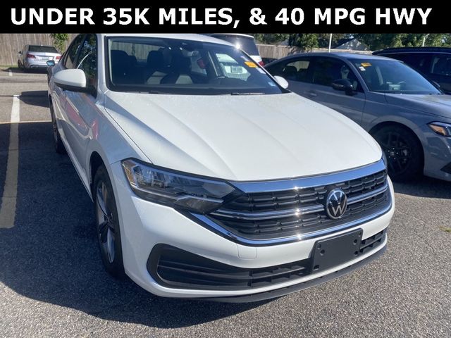 2022 Volkswagen Jetta SE