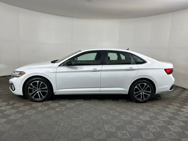 2022 Volkswagen Jetta Sport