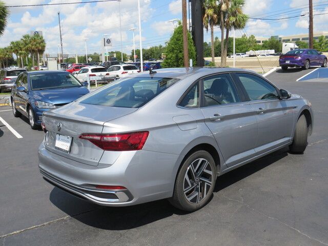 2022 Volkswagen Jetta SEL