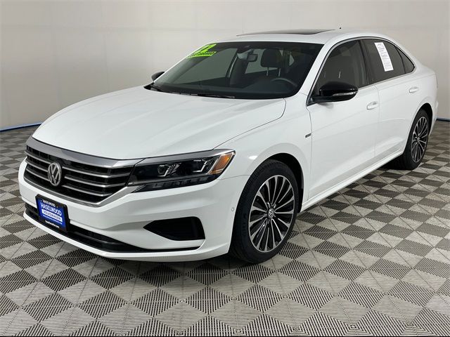 2022 Volkswagen Passat 2.0T Limited Edition