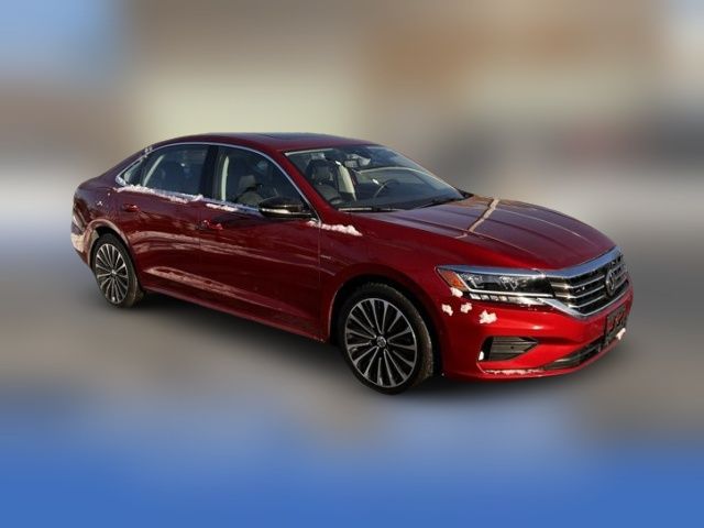 2022 Volkswagen Passat 2.0T Limited Edition