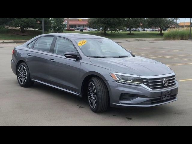 2022 Volkswagen Passat 2.0T Limited Edition