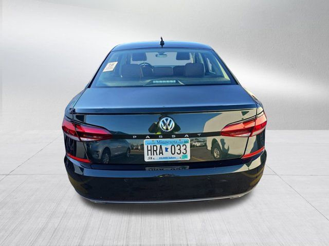 2022 Volkswagen Passat 2.0T Limited Edition