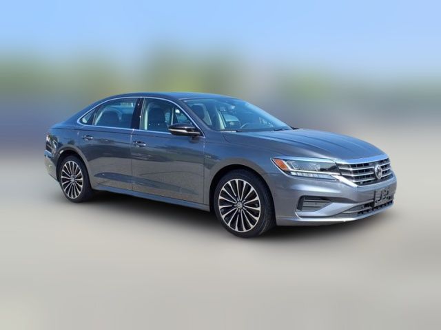 2022 Volkswagen Passat 2.0T Limited Edition