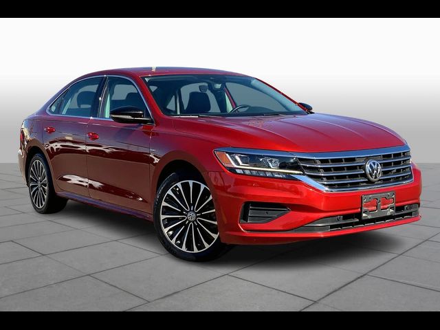 2022 Volkswagen Passat 2.0T Limited Edition