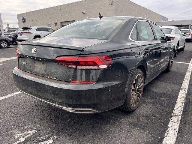 2022 Volkswagen Passat 2.0T Limited Edition