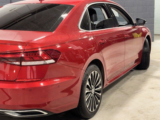 2022 Volkswagen Passat 2.0T Limited Edition