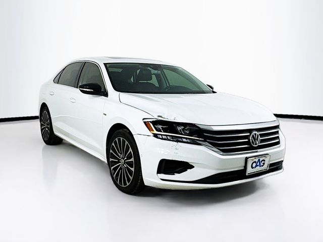 2022 Volkswagen Passat 2.0T Limited Edition