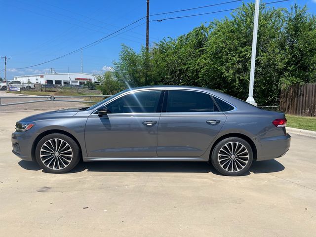 2022 Volkswagen Passat 2.0T Limited Edition