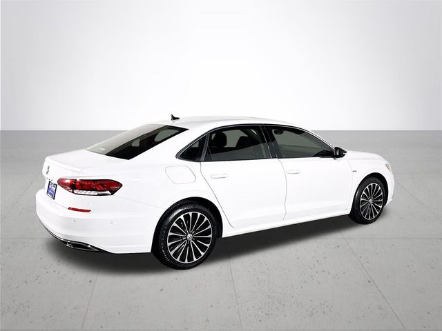 2022 Volkswagen Passat 2.0T Limited Edition