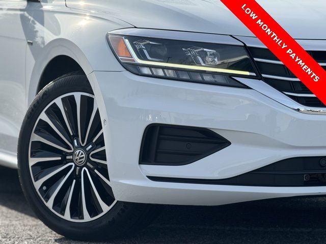 2022 Volkswagen Passat 2.0T Limited Edition