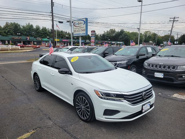 2022 Volkswagen Passat 2.0T Limited Edition