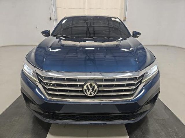 2022 Volkswagen Passat 2.0T R-Line