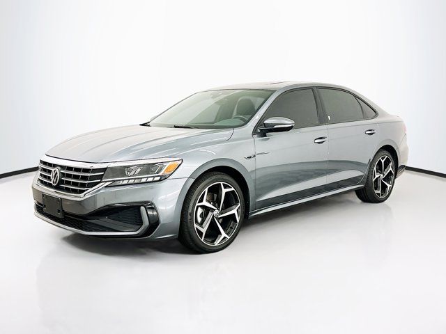 2022 Volkswagen Passat 2.0T R-Line