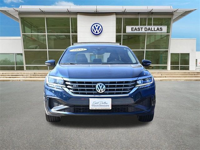 2022 Volkswagen Passat 2.0T R-Line