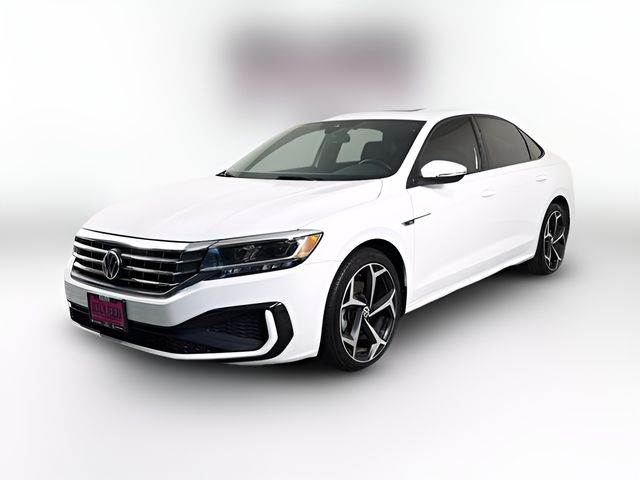 2022 Volkswagen Passat 2.0T R-Line