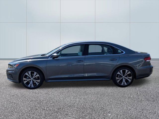 2022 Volkswagen Passat 2.0T SE