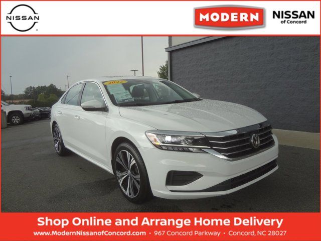 2022 Volkswagen Passat 2.0T SE